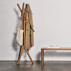 Porte-manteau Unwind, noyer teinté