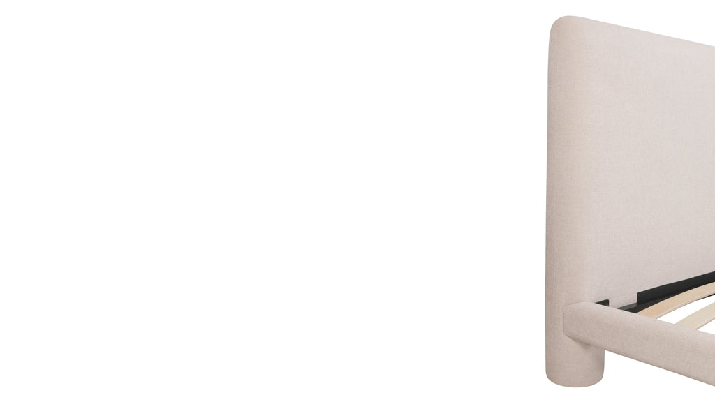 Lit lunaire, Queen, Latte