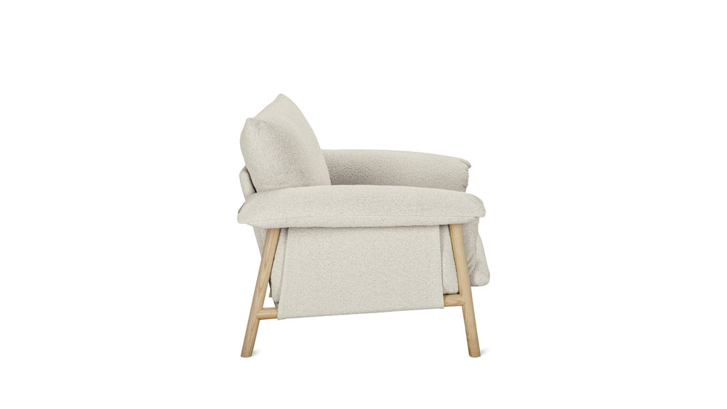 Fauteuil Pillow Talk, givre chaud