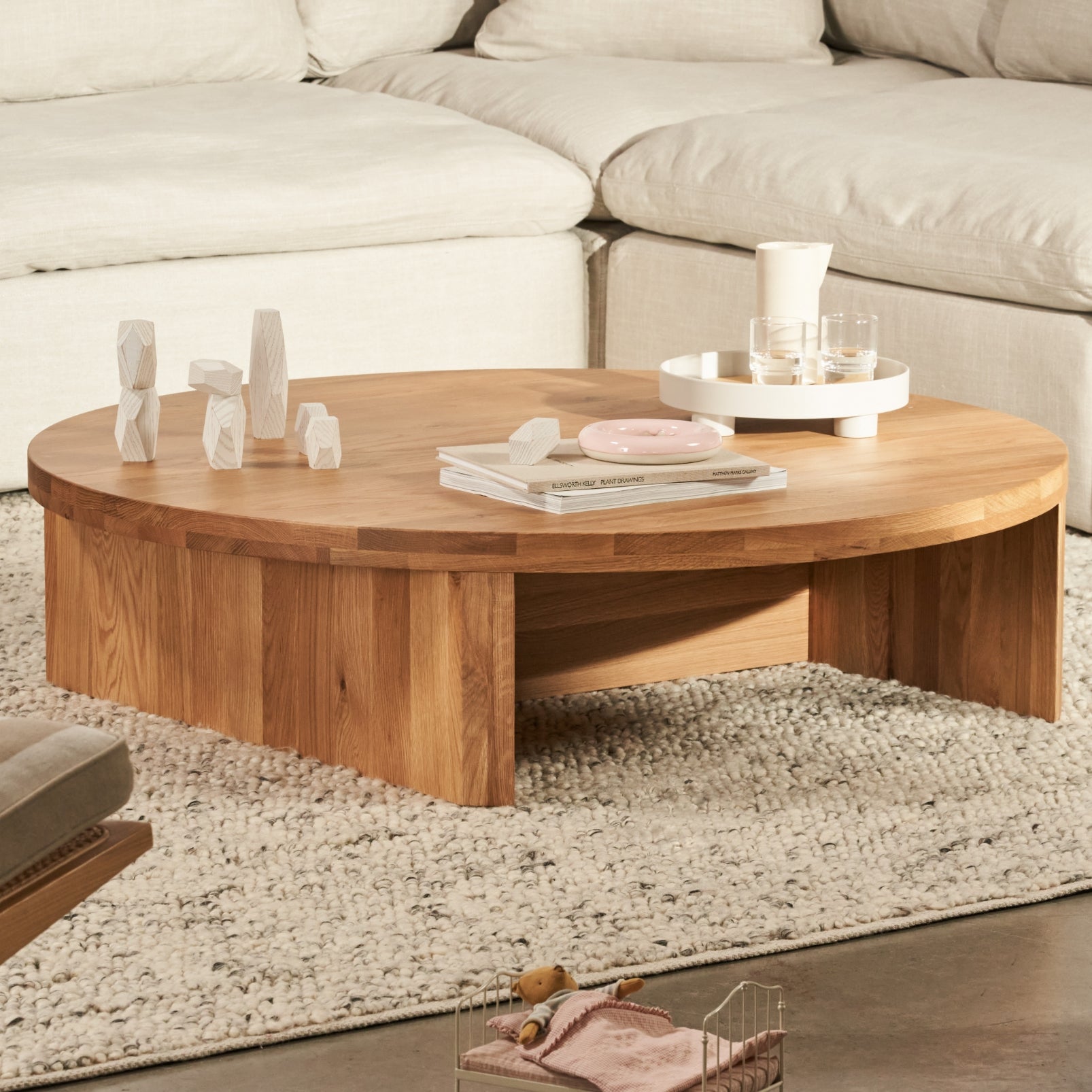 Table basse ronde Field, chêne