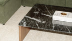 Table basse Form Marble, noyer américain