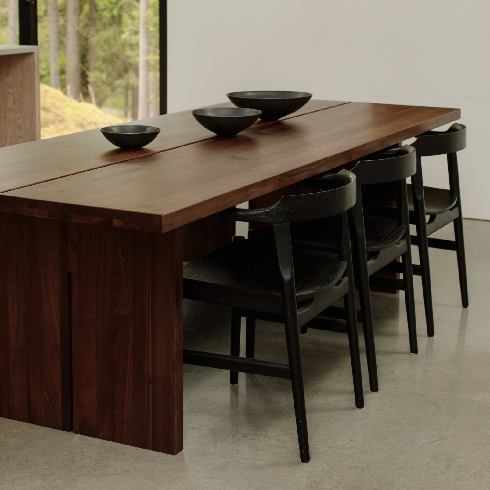 Table de salle à manger Plane, 8 à 10 couverts, noyer américain