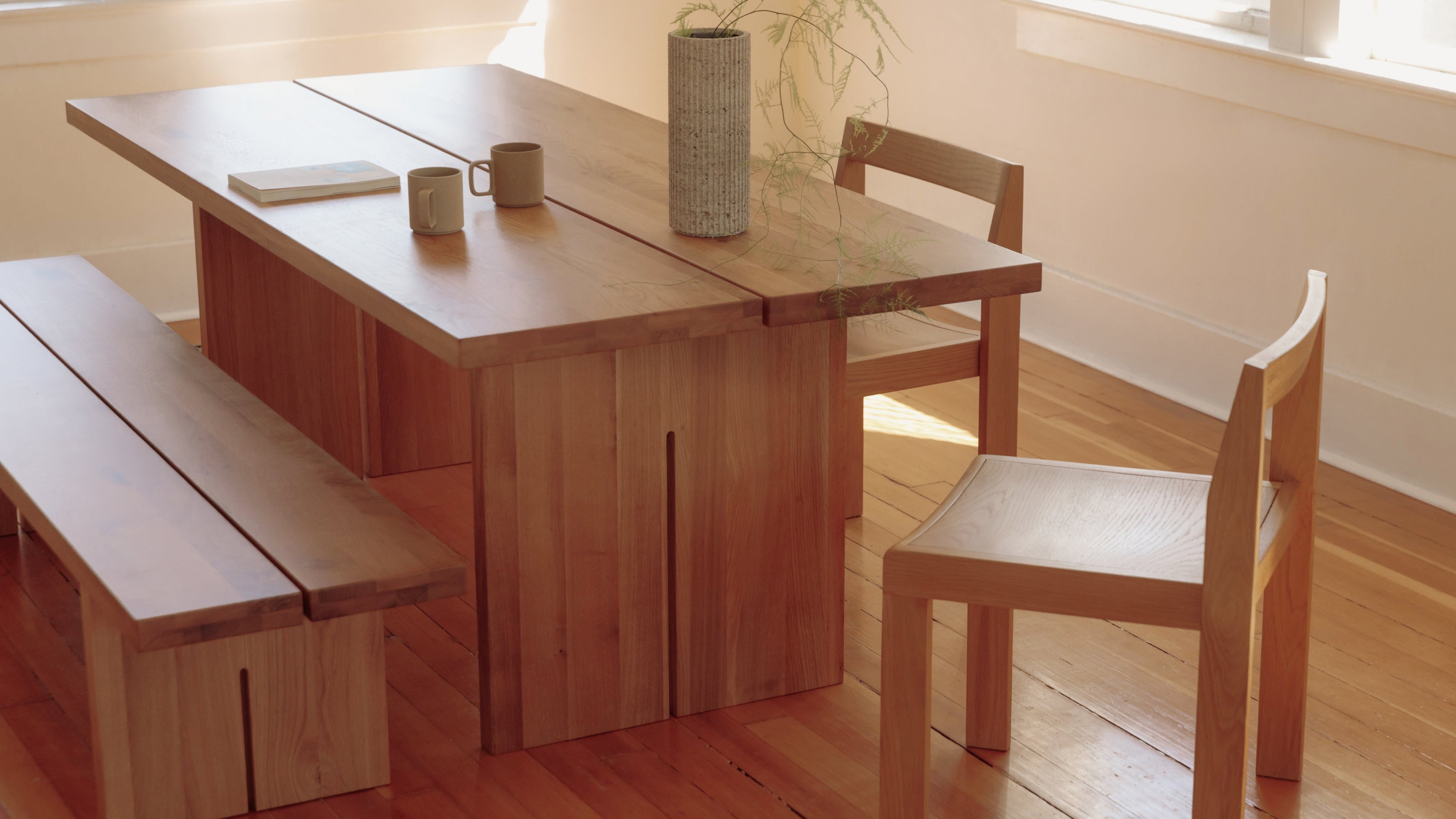 Table de salle à manger Plane, 4 à 6 couverts, chêne