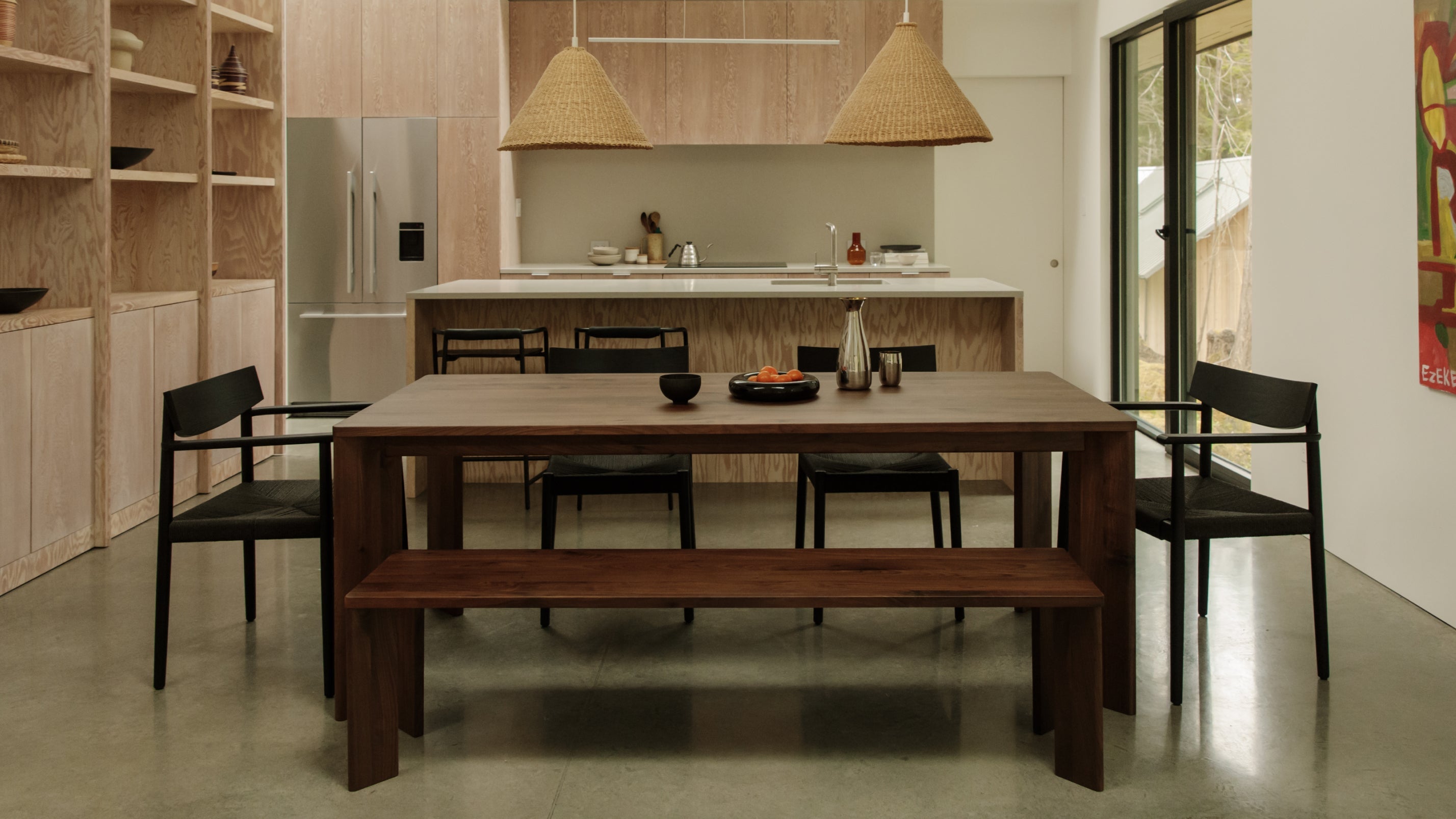 Table de salle à manger à cadre, 4 à 6 couverts, noyer américain