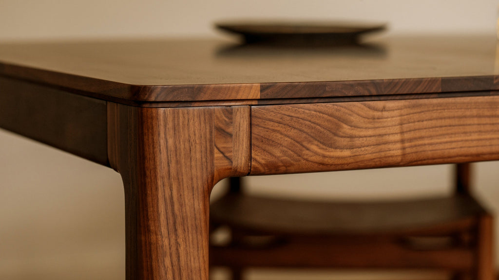 Table de salle à manger extensible Bridge, 6 à 10 couverts, noyer américain