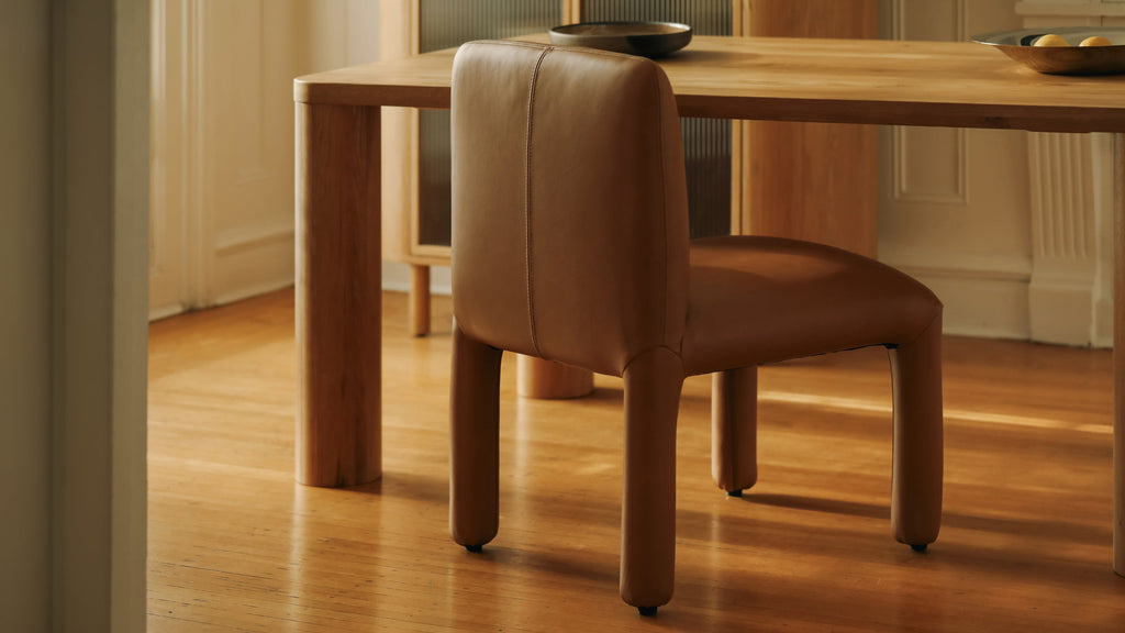 Autre chaise de salle à manger ronde (lot de deux), couleur camel