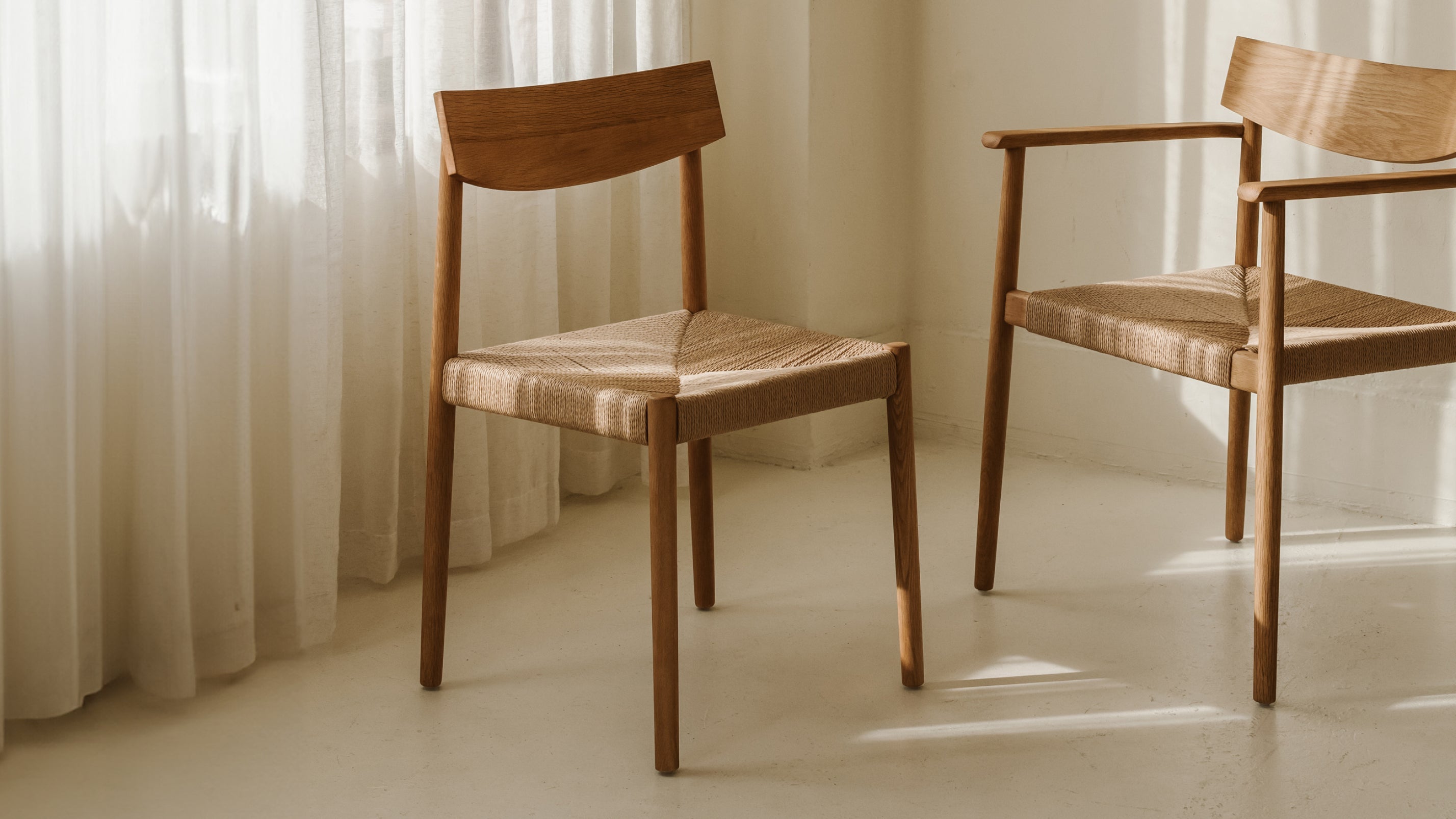 Chaises de salle à manger sans accoudoirs (lot de deux), chêne blanc/assise en corde de papier naturelle