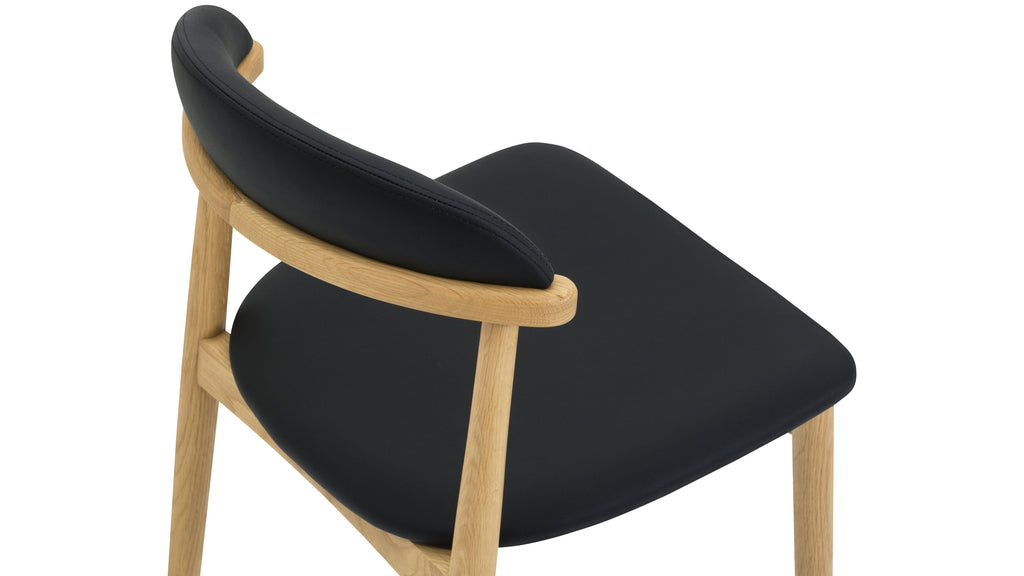 Chaises de salle à manger sans accoudoirs Count On Me (lot de deux), chêne, assise noire