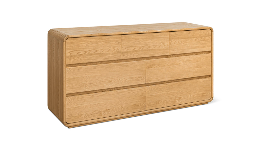 Appelez-moi Commode, Chêne