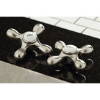 Robinet de cuisine Kingston Brass Heritage Bridge avec douchette en laiton