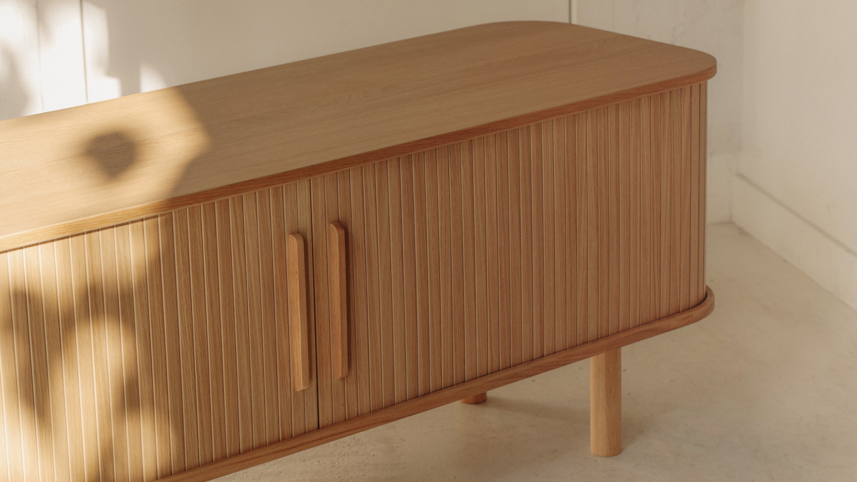 Meuble TV Easy Edge tout en bois, chêne blanc