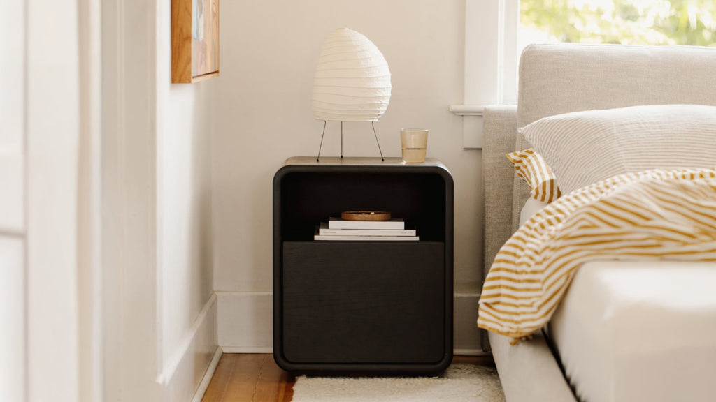 Table de chevet Call Me, chêne noir