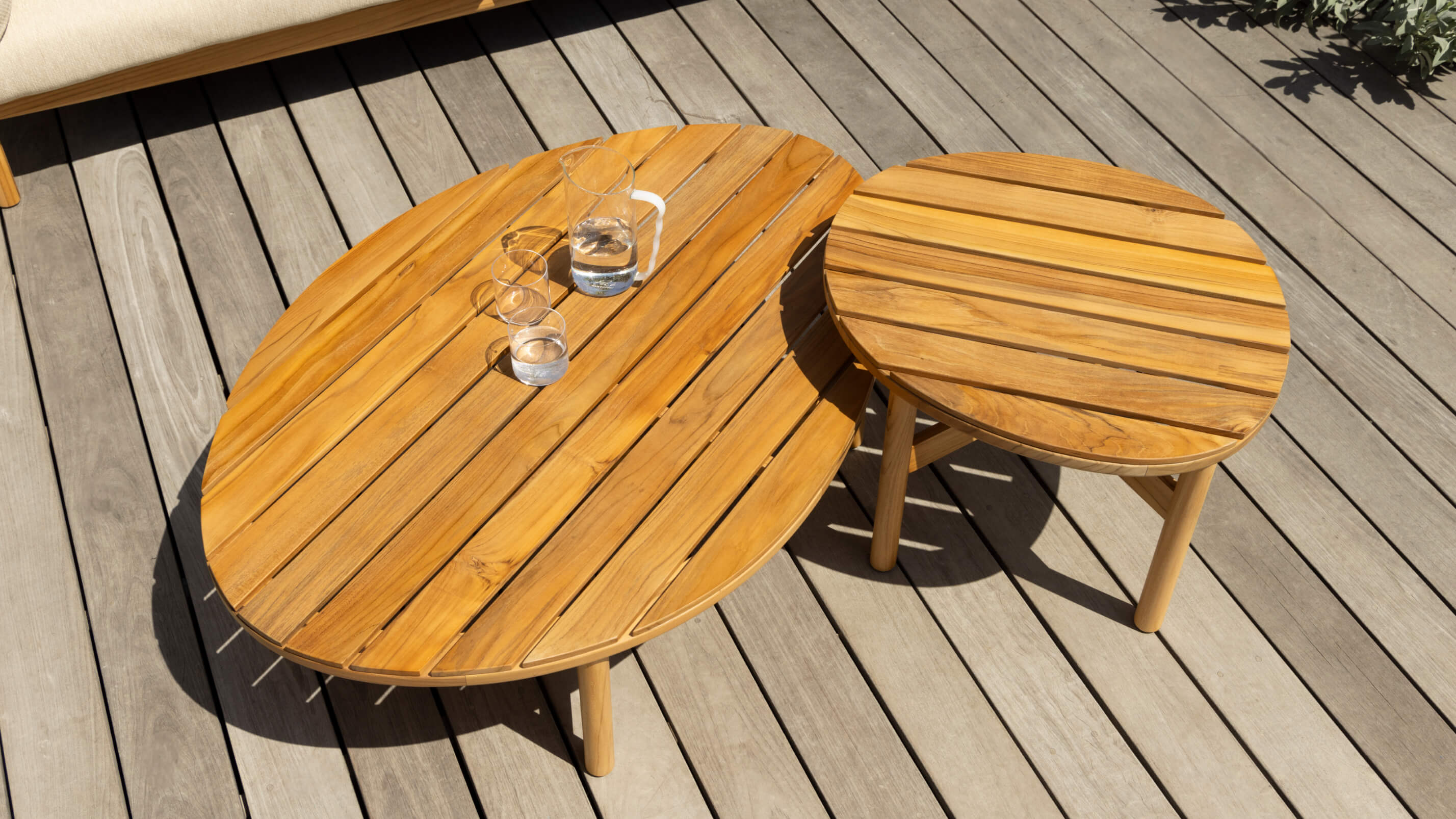 Table basse d'extérieur Table Talk, grand modèle, en teck