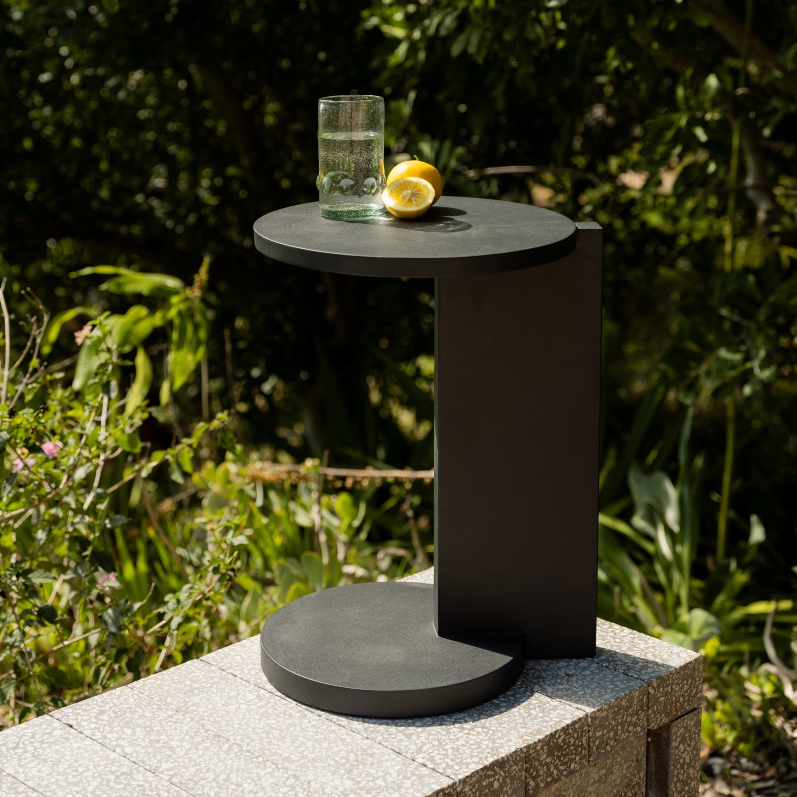 Table d'extérieur By Your Side, métal noir