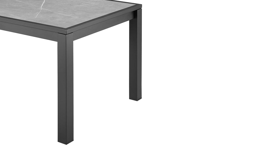 Table de repas extérieure pour dîner, 4 à 6 couverts, brouillard