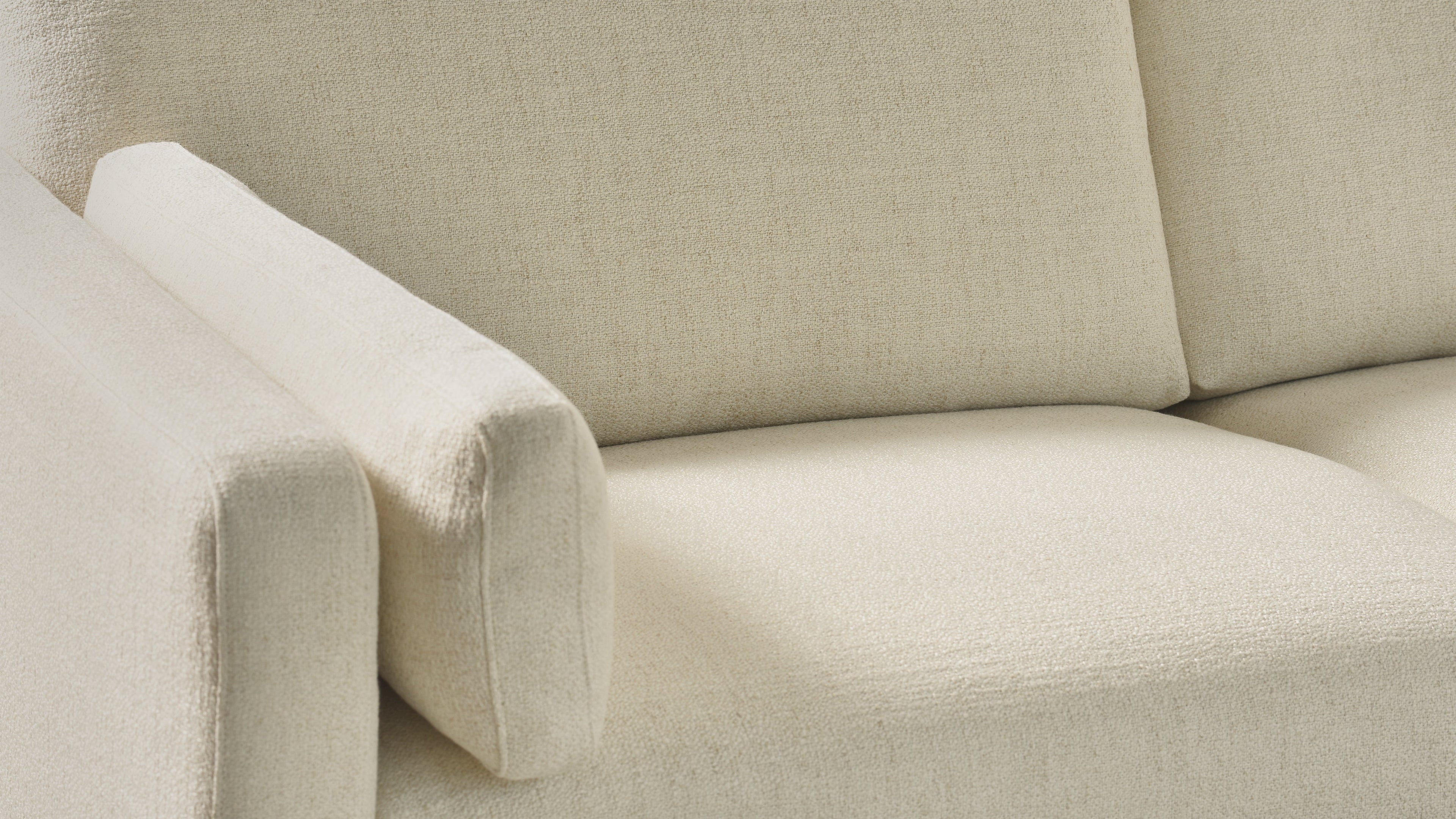 Venez autour du canapé d'angle, à droite, céréales