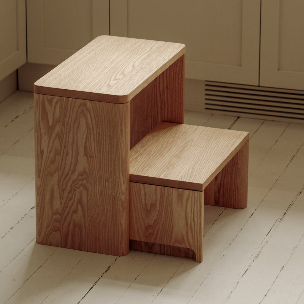 Tabouret Step On Me, frêne