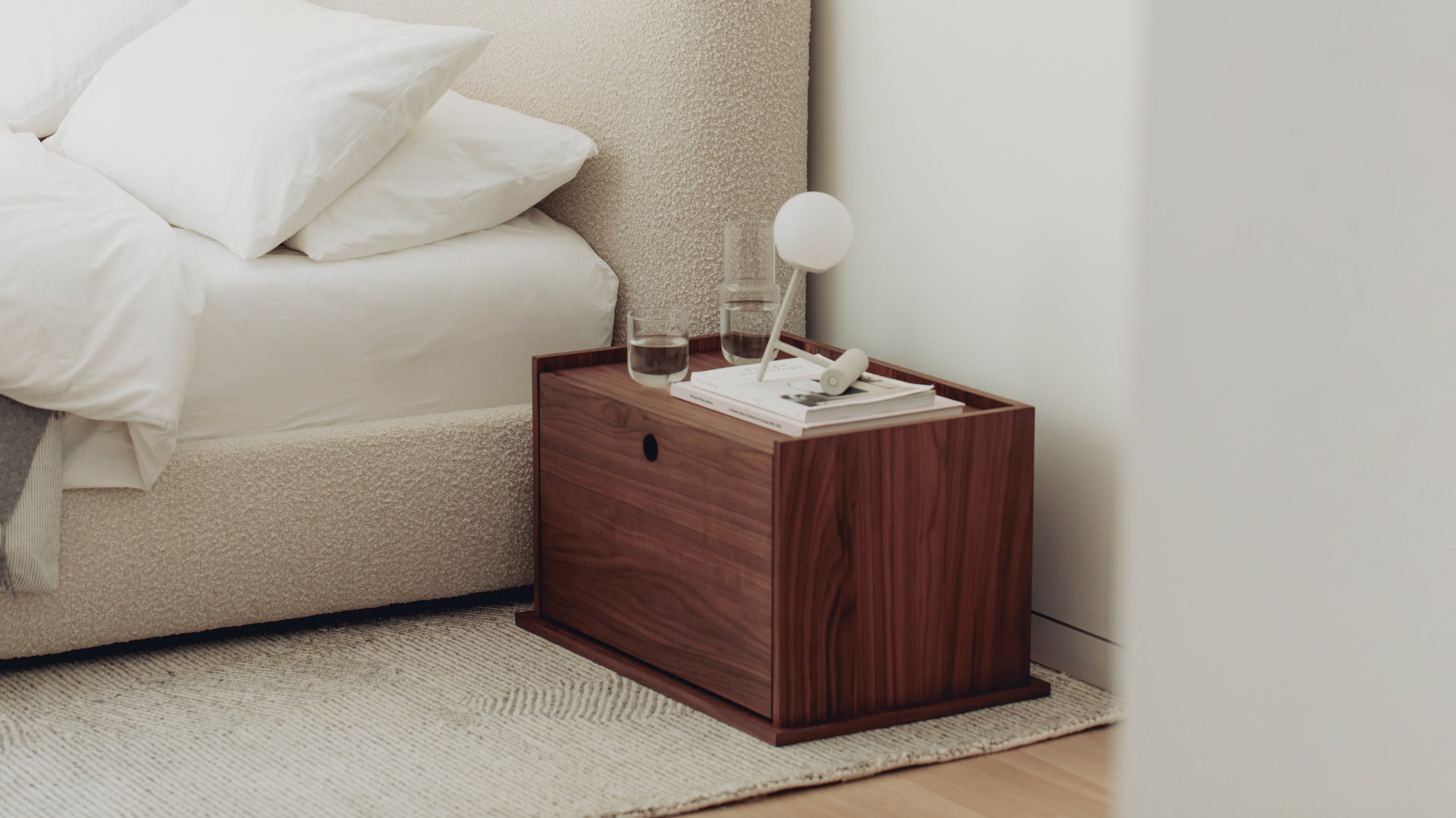 Système de rangement empilable Keep Stacking 4 pièces, ouvert et fermé, noyer